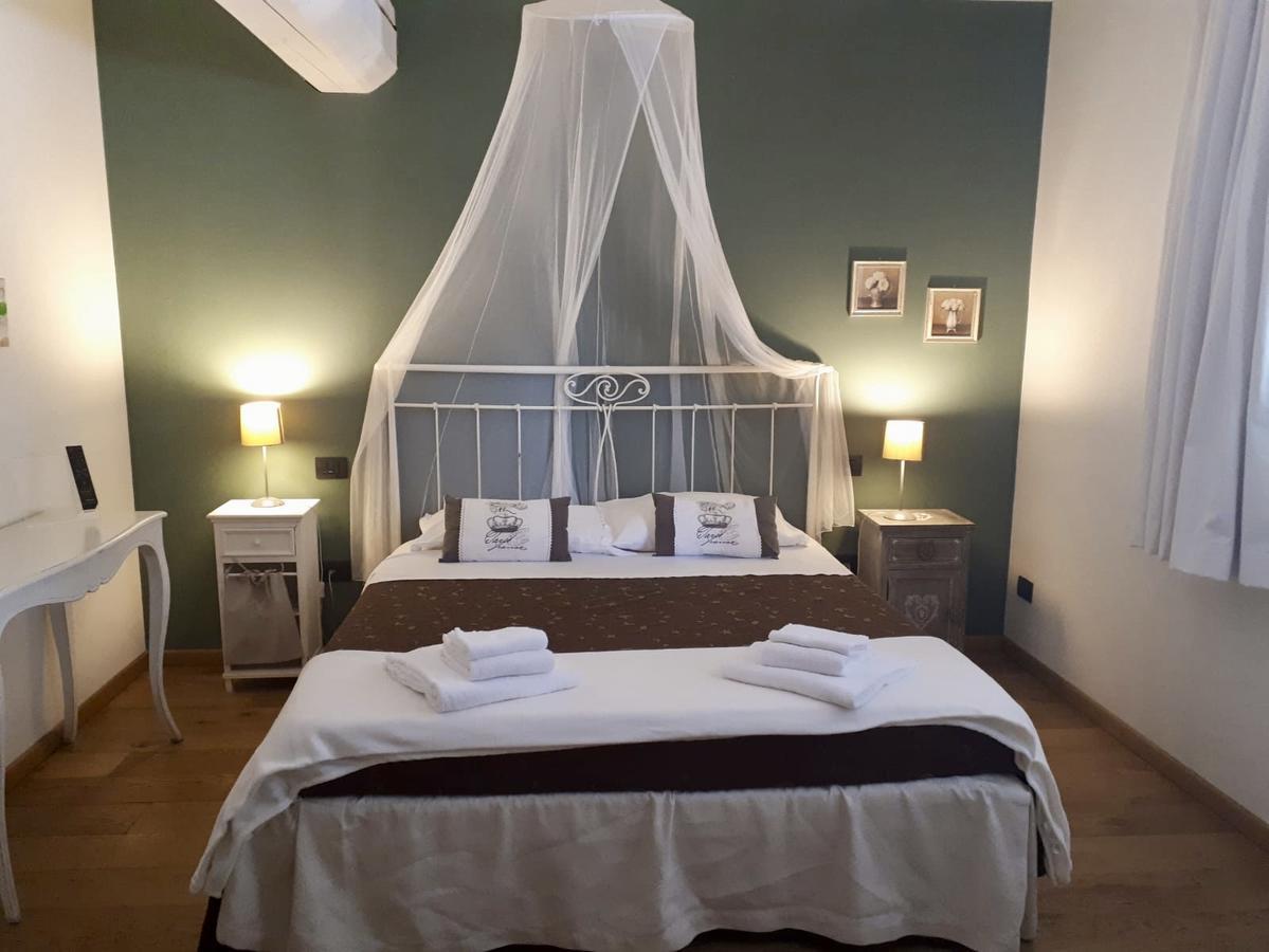Agriturismo Corte Rocca San Giorgio di Mantova Eksteriør billede