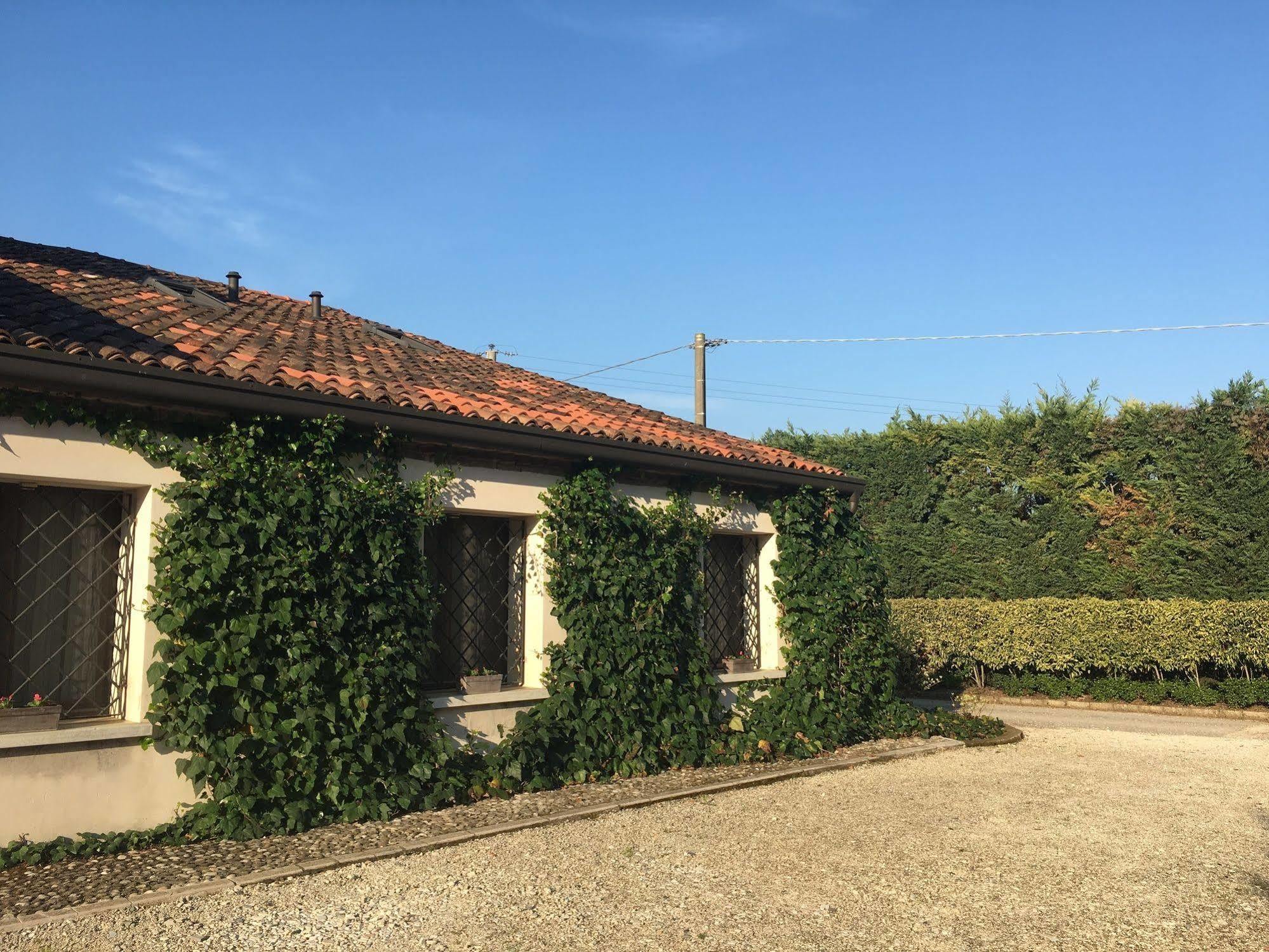 Agriturismo Corte Rocca San Giorgio di Mantova Eksteriør billede