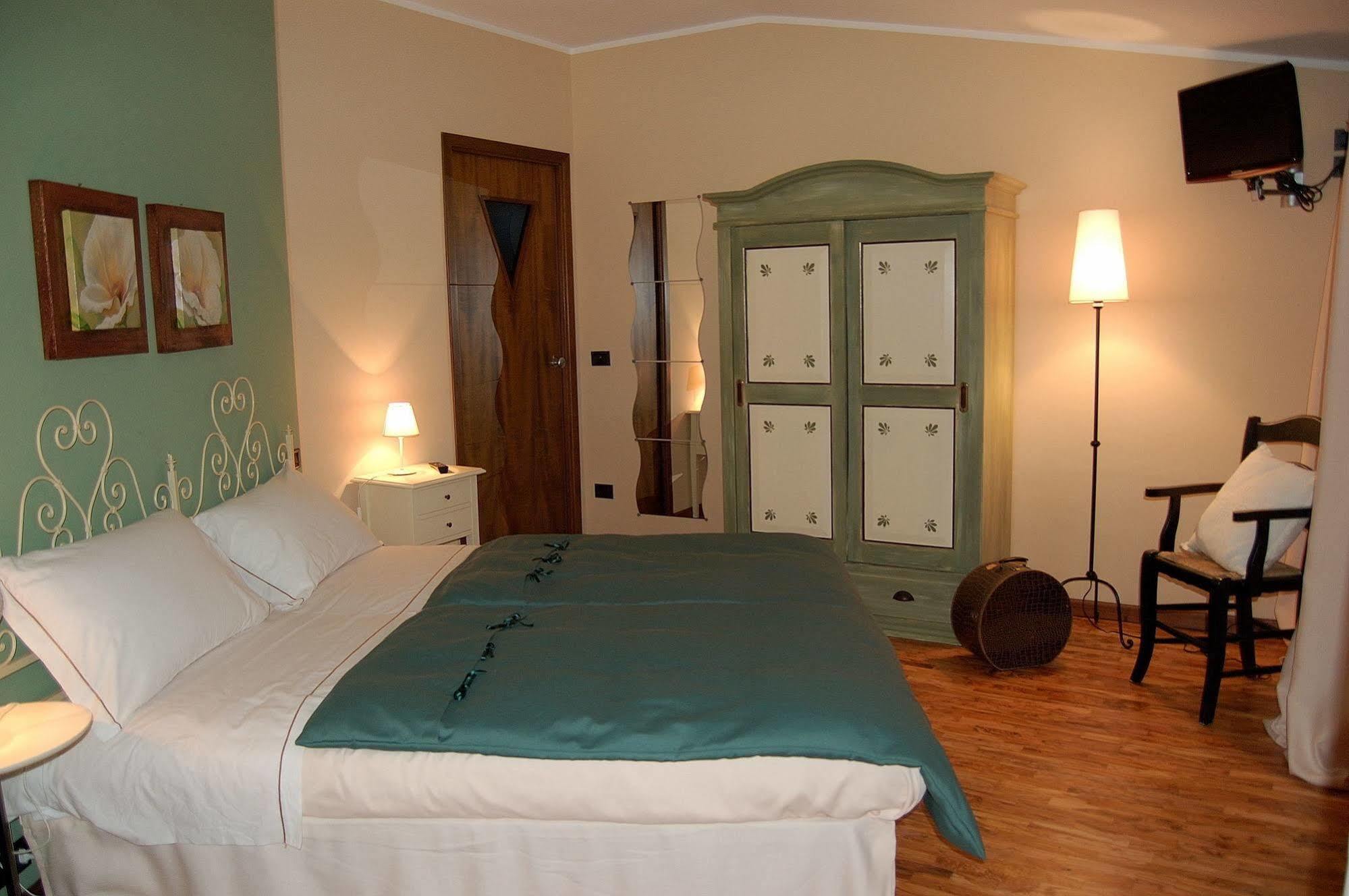 Agriturismo Corte Rocca San Giorgio di Mantova Eksteriør billede