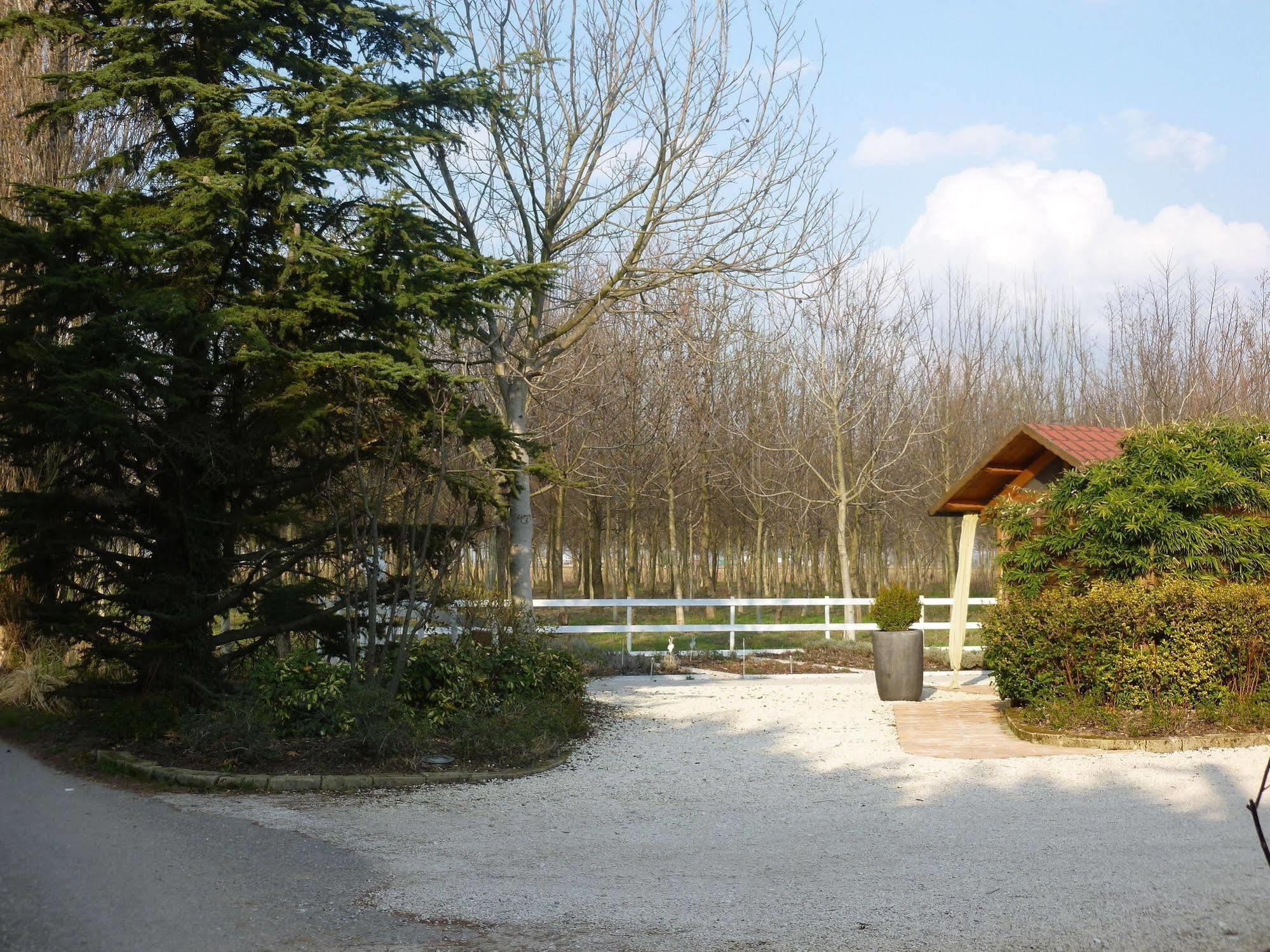 Agriturismo Corte Rocca San Giorgio di Mantova Eksteriør billede